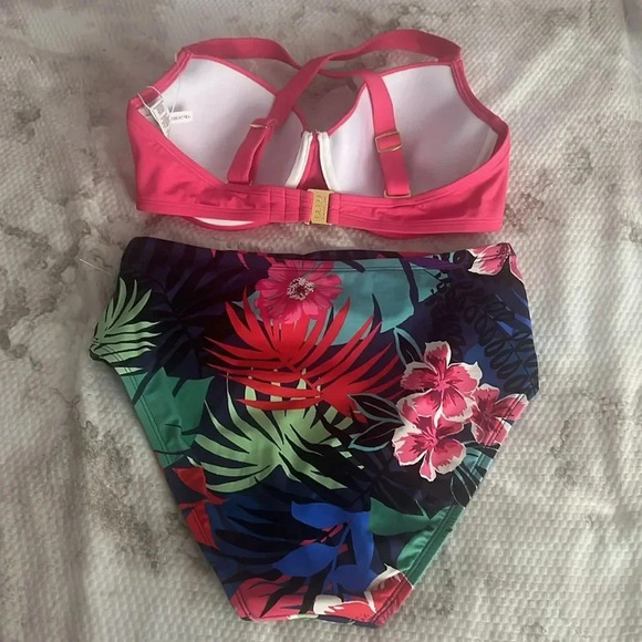 BLEU ROD BEATTIE KORE UNDERWIRE CROSS BACK BIKINI TOP AND BOTTOM - Picture 7 of 10